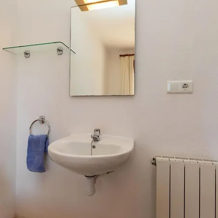 Maridor-1 By Interhome Lägenhet *